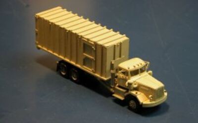 HO 1:87 Alloy Forms # 7053 - Autocar Constructor w/Roll-Off Trash Compactor KIT