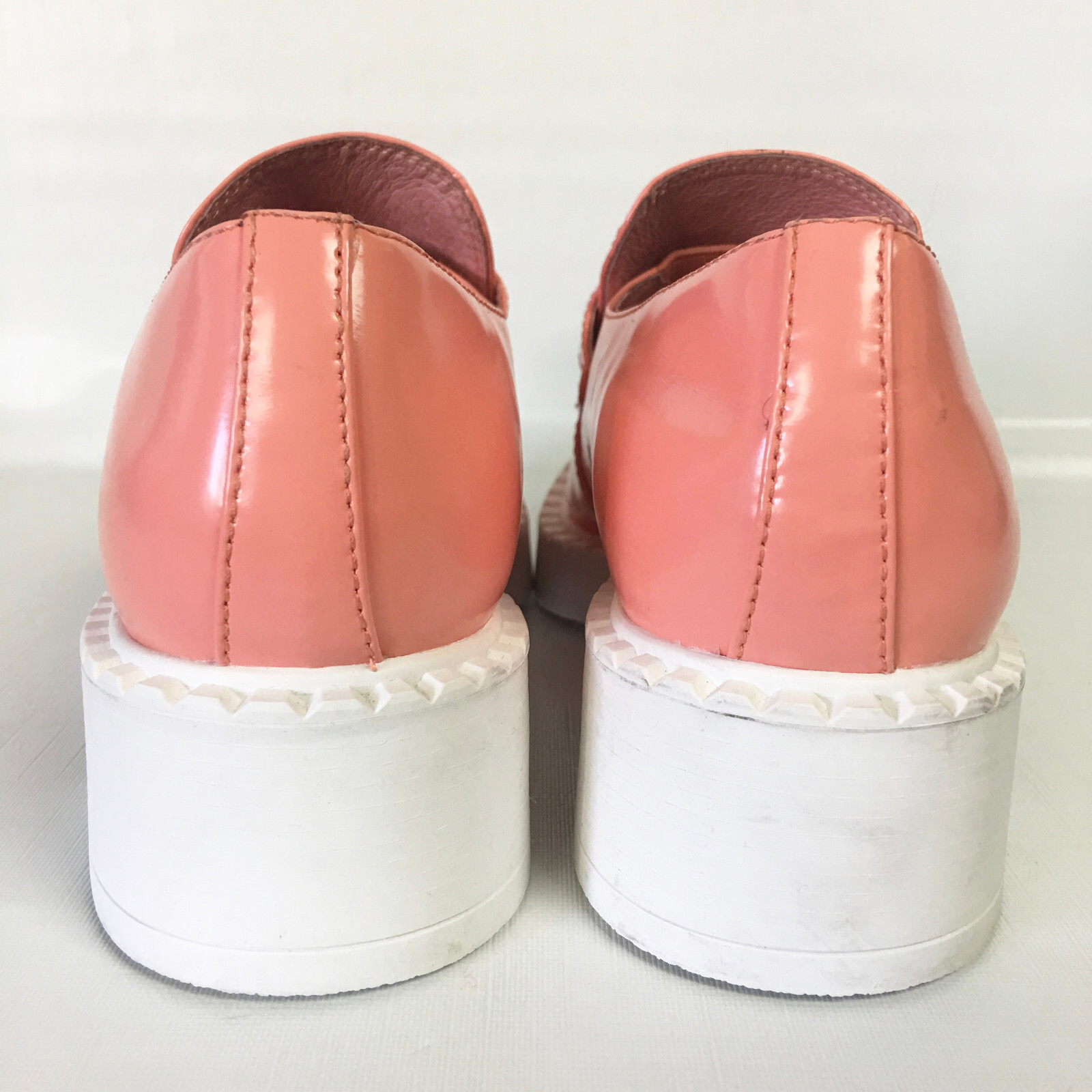 SAOLA Mocassino Jeffrey Campbell donna 8 5 plateau scarpa pelle verniciata pesca suola bianca