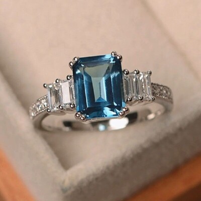 2.25 ct Emerald cut Blue & white CZ three stone style Engagement Ring 925 Silver