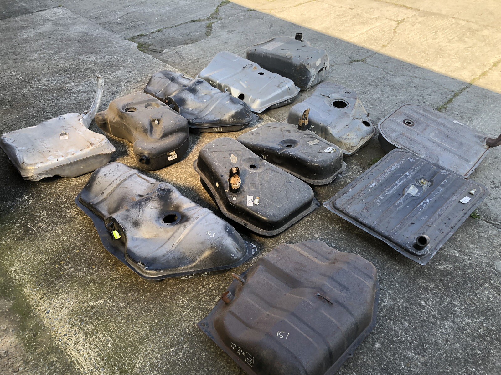Joblot 12 x Classic Car Fuel Tanks, NOS eBay