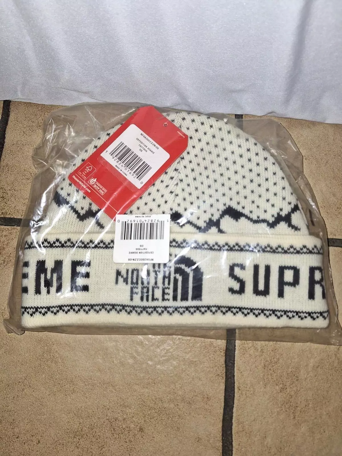 SUPREME x The North Face Expedition Fold Beanie White TNF New