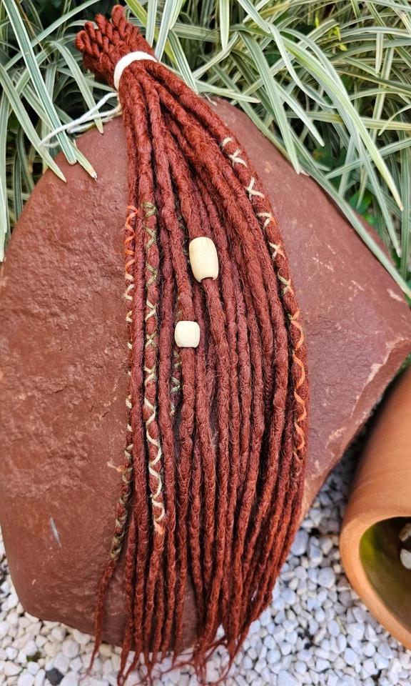 Nuevo Set Extensiones Rastas Sintéticas Castaño Rojizo - Rastas 20SE, 55-60 cm, Hechas a Mano Foto 3 de 4