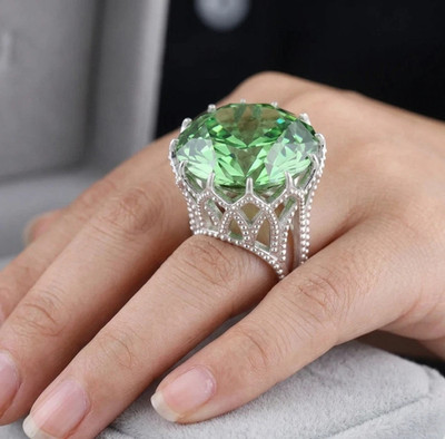 30.00 CT Certified Green Diamond Ring, Tariffs FREE & Matching Studs .