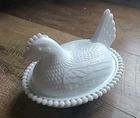 Indiana Glass Vintage White Milk Glass Hen On Nest HON Dish Beaded 7" MCM