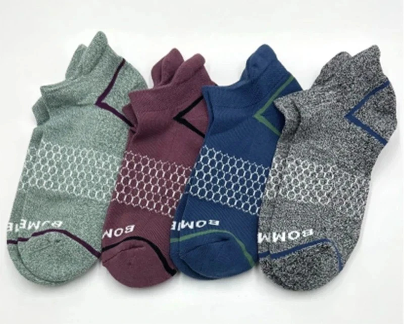 BOMBAS 4 pairs Men's honeycomb Cushion Ankle Socks 4 Colors Mix Size Large
Opens in a new window or