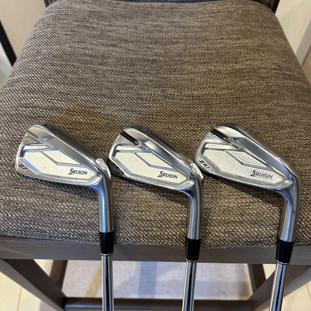 Srixon ZX7 Iron Set 5-P, Modus3 System3 Tour 125 X Flex
