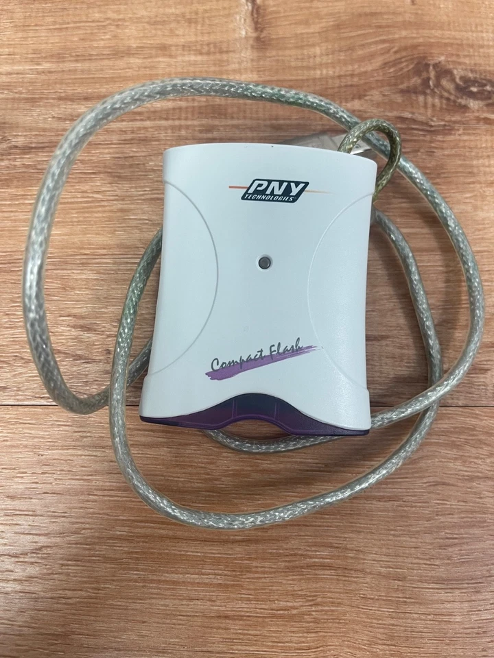 PNY Technologies Lector de Microdrive Flash USB 2.0 Modelo Compacto PCFUSB2PB Foto 4 de 4