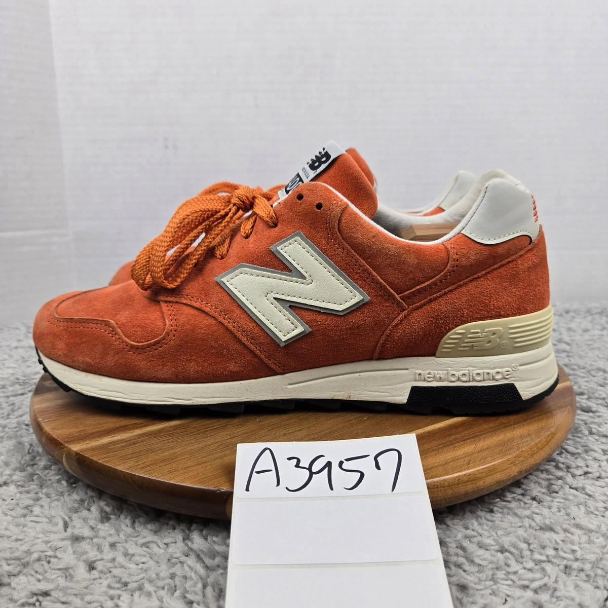 Preços baixos em New Balance J.Crew x 1400 Made in USA Orange | eBay