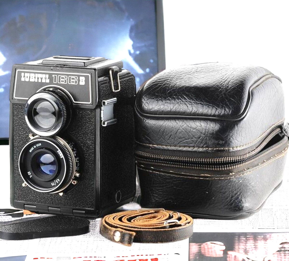 Lubitel-166B TLR 6x6 Medium Format Vintage Soviet LOMO Film Camera