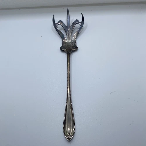 TOWLE CORDOVA  C1902 STERLING LETTUCE FORK 7 7/8"