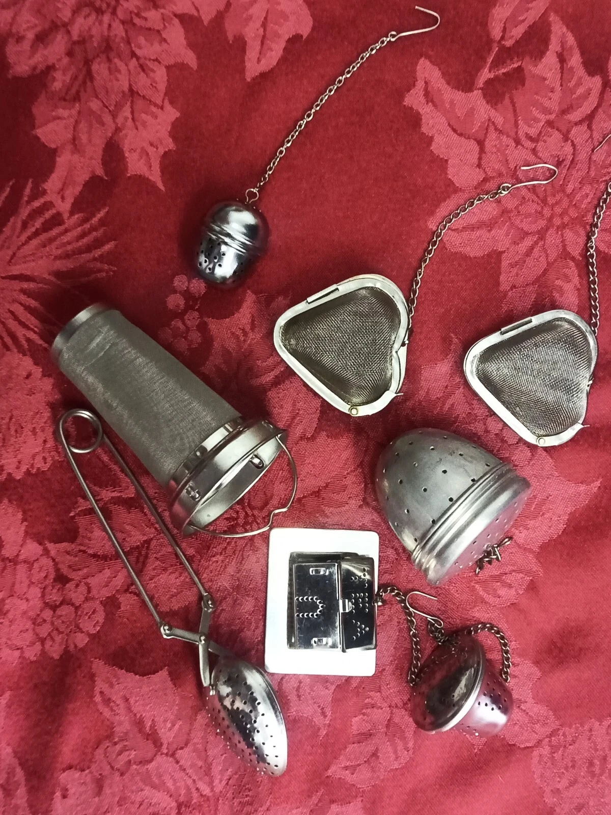 Vintage lot of 8 Metal Tea Strainers Loose Leaf Infuser - Great Collection
Opens in a new window or