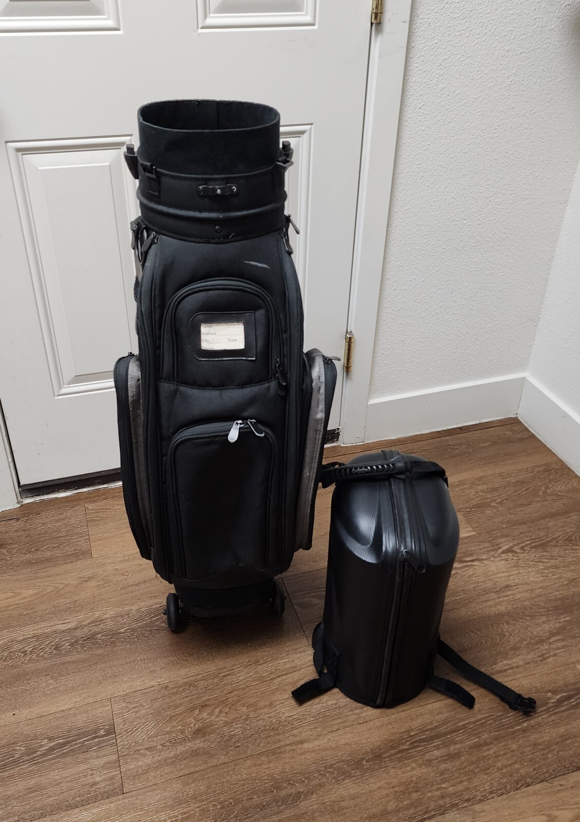 Bag Boy Hard Top Wheeled Travel Golf Bag 6 Way Black / Gray 9 Pockets