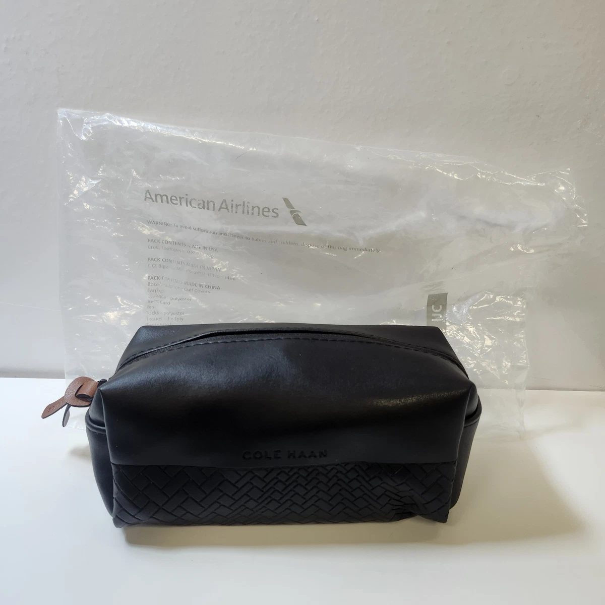 A Sneak Peek At The New American Airlines Cole Haan Amenity Kits (They're Pretty Nice!) And A Giveaway! - Pizza In Motion