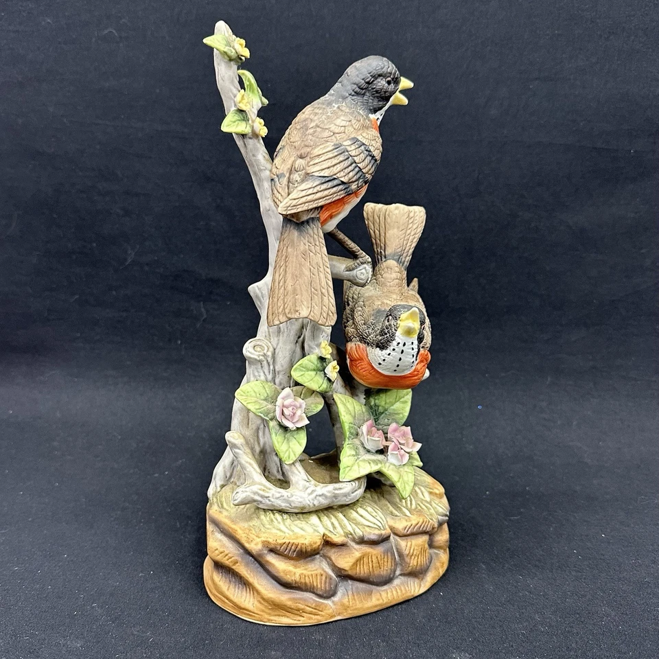 Arnart Imports/Royal Crown Bisque Porcelana Robin Bird Caja de Música, De Colección 1982 Foto 3 de 4