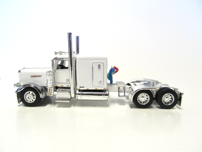 DCP ダイキャストプロモーション 1/64 PETERBILT 389 白 DCP 1/64 SCALE 389 PETERBILT FLAT TOP WHITE, PRIDE & CLASS HOOD