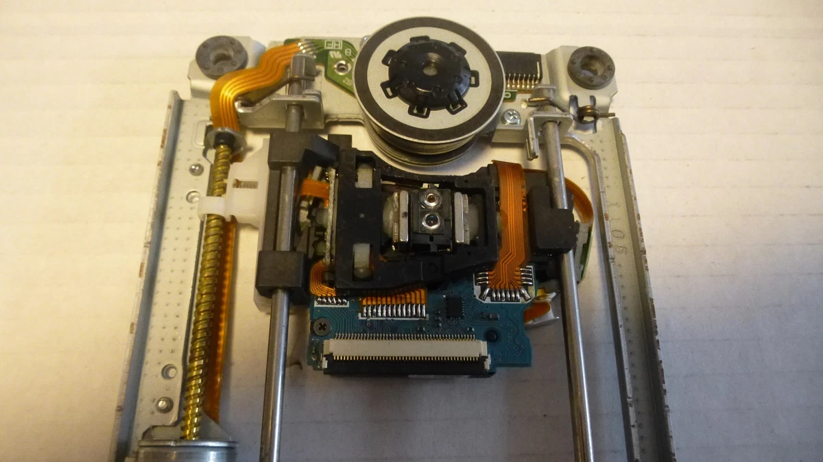 Marantz UD7006 , UD 7006 , original Laufwerk mit Laser + Einbauanleitung