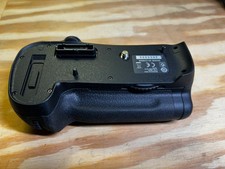 Genuine OEM Nikon MB-D12 Vertical Battery Grip for D800/D800E/D810/D810A