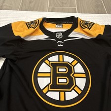 Ultimate Boston Bruins Collector and Super Fan Gift Guide 44