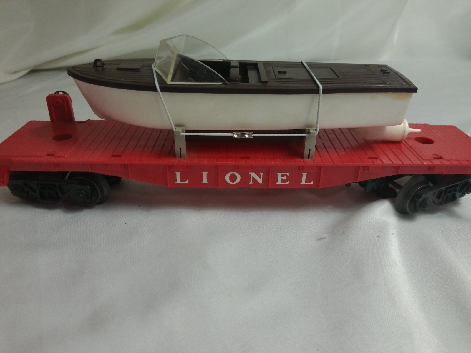 Lionel 6501 Postwar Jet Motor Boat Transport Car with Original Box