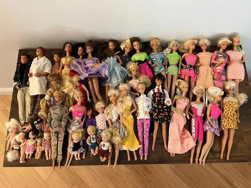 Huge 90s Barbie Ken Skipper Lot Dolls Clothing Vintage Barbie Fashion