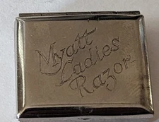 Myatt Ladies Razor With Pouch And Vintage Small Ashtray
