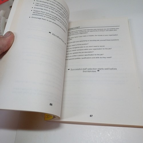 Survival Skills for New Managers! 1992 Book by Geoffrey Moss! - Picture 13 of 21