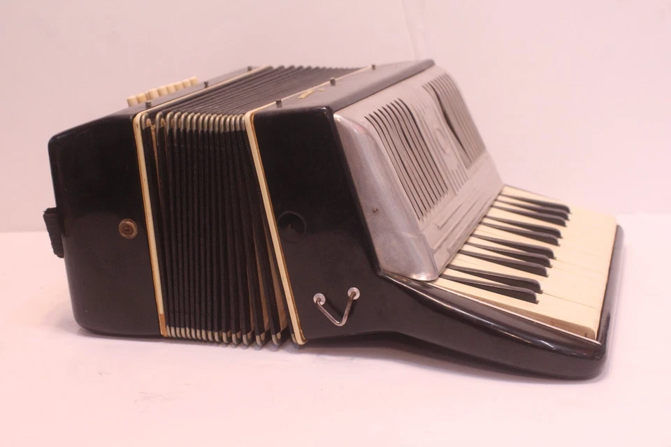 Vintage Camerano Accordion from Italy / parts repair restore or display FreeShip - Image 3 of 4