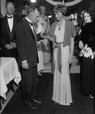 Amelia Earhart Receiving Gimbel Award - Outstanding Woman America - Old Photo