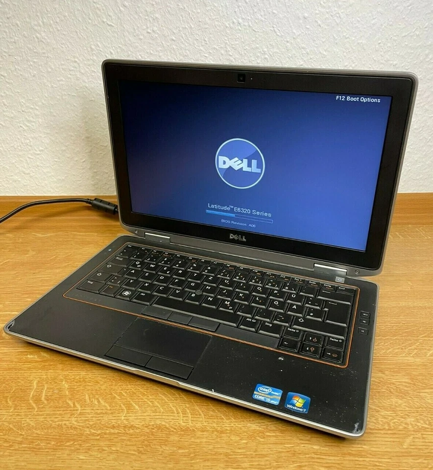 Dell Latitude E6320 · i5-2540M · 4GB · 320GB, Foto 1 von 2