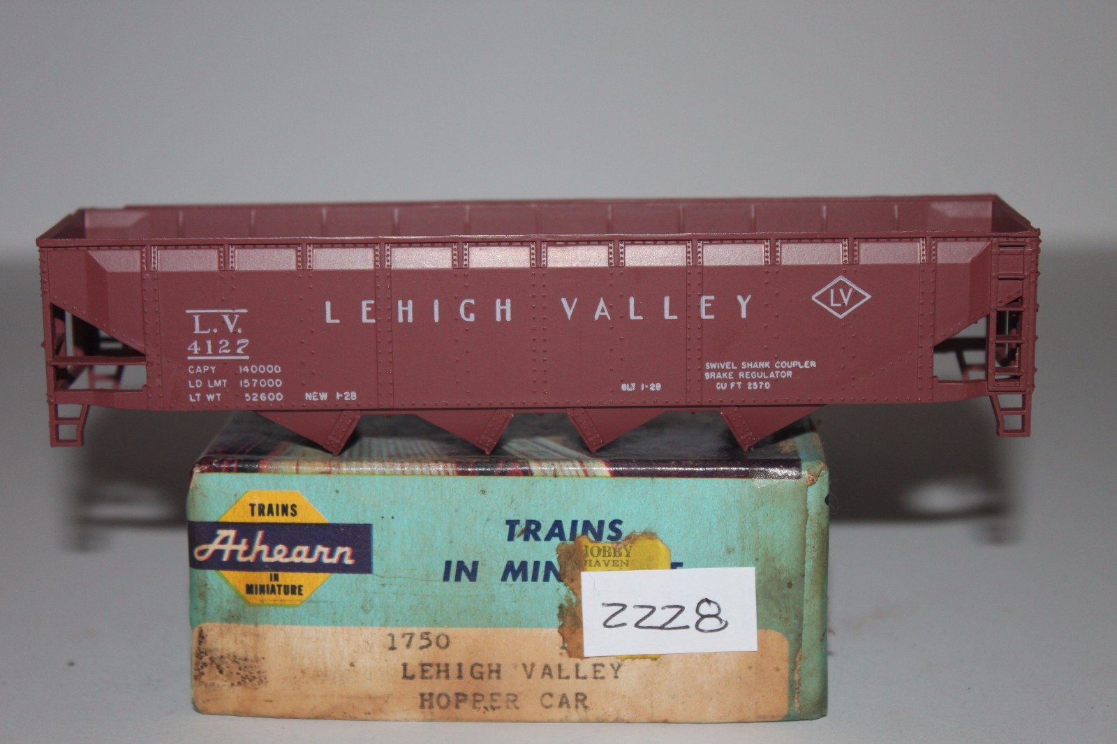HO Scale Athearn 1750 Lehigh Valley 4Bay Hopper Car 4127 Kit D2228 eBay