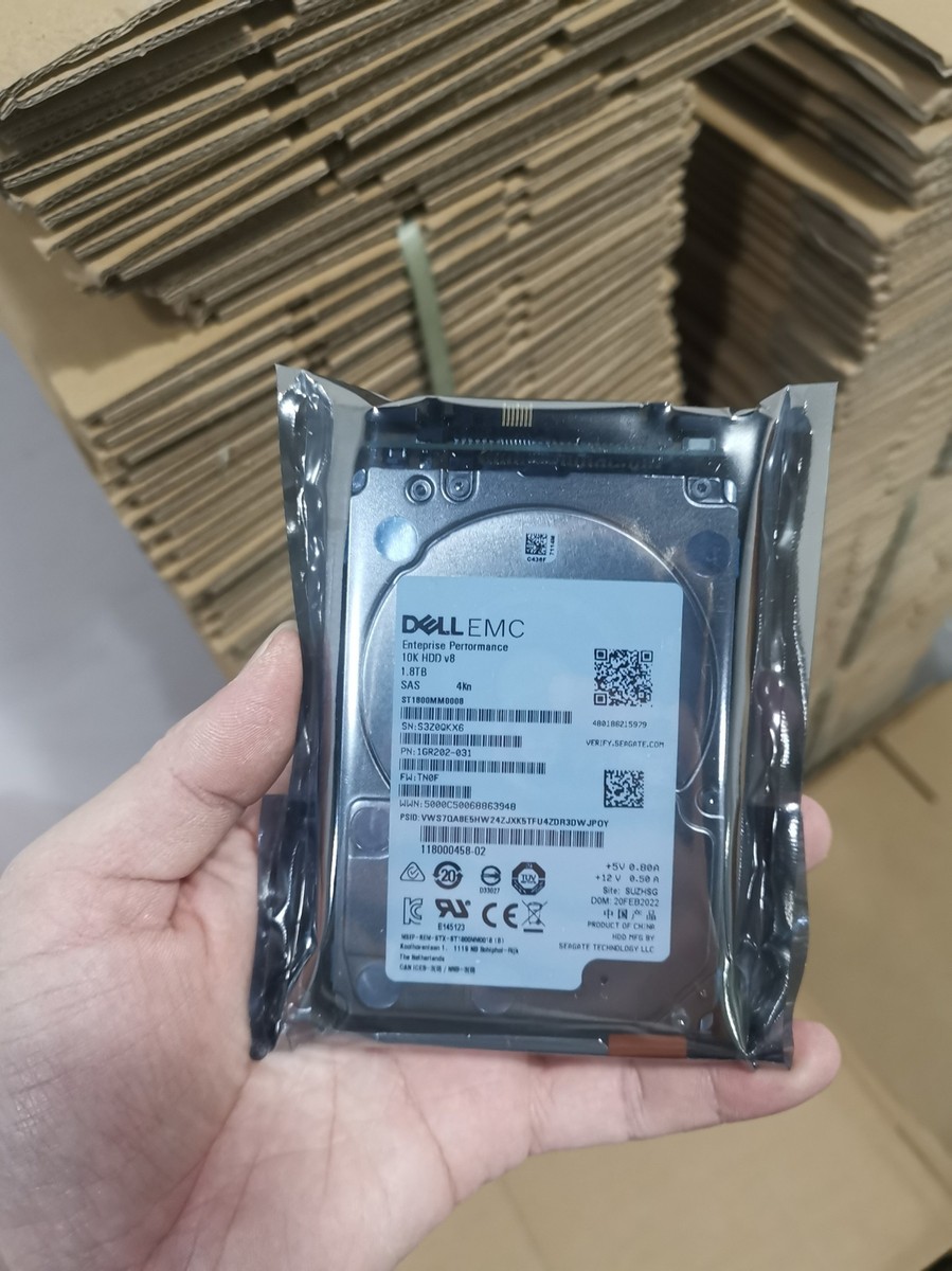 DELL EMC D4-2S10-1800 hard disk 005053154 005053155 1.8TB SAS