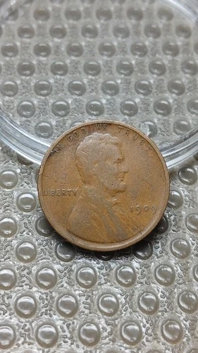 1909 Lincoln Wheat Cent Penny F Fine                                        Y995