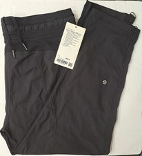 New Lululemon 10 Dance Studio Mid-Rise Crop Pants LW6AVQS Black BLK