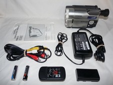 Hitachi VM-D865LA Digital8 HI8 8mm Video8 Camcorder VCR Player Video Transfer