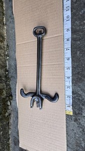 Antique Cast Iron Stove Lidifter Marked 2256 & T 10 Inch Length Cleaned And Oil