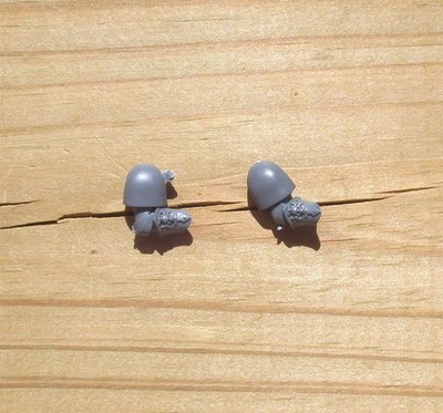 40K Space Marines Primaris Bladeguard Veterans Arms Open Right Arms Bits 2 Bitz