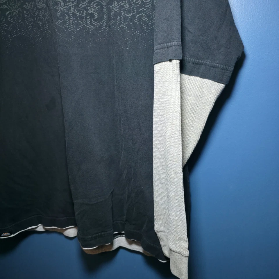 CAMISA GRÁFICA MANGA LARGA DICKIES GRIS/NEGRO Y2K Foto 4 de 4