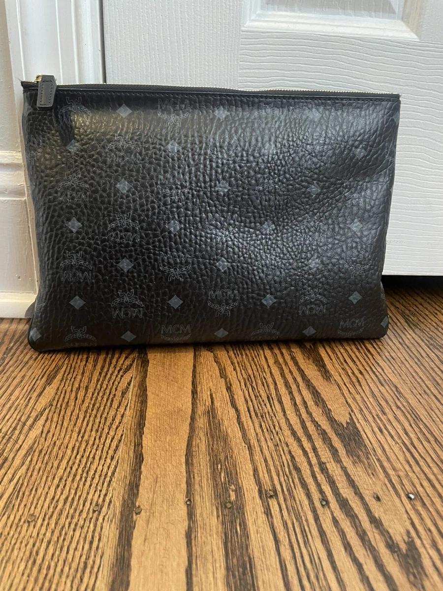 Pouch bag cheap mcm