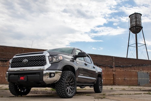 Rough Country 2" N3 Struts for 07-21 Toyota Tundra 4WD to replace 2" spacer lift - Picture 5 of 9