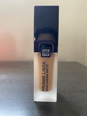 Givenchy Prisme Libre Caring Matte foundation 5-W355