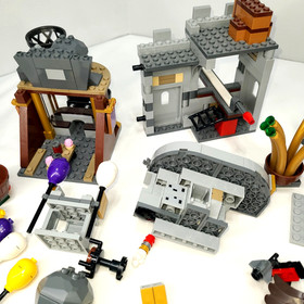 LEGO The Angry Birds Movie: King Pig's Castle (75826) May Be Incomplete