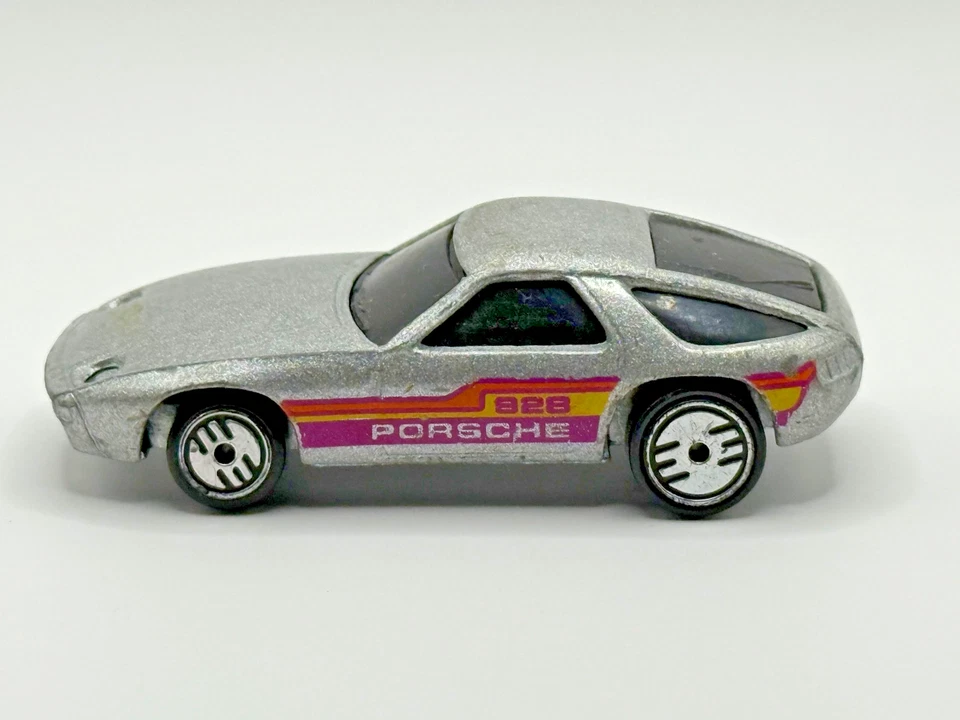 1978 MATTEL HOT WHEELS PORSCHE 928 - SILVER MADE IN MALAYSIA VINTAGE - Image 4 of 4