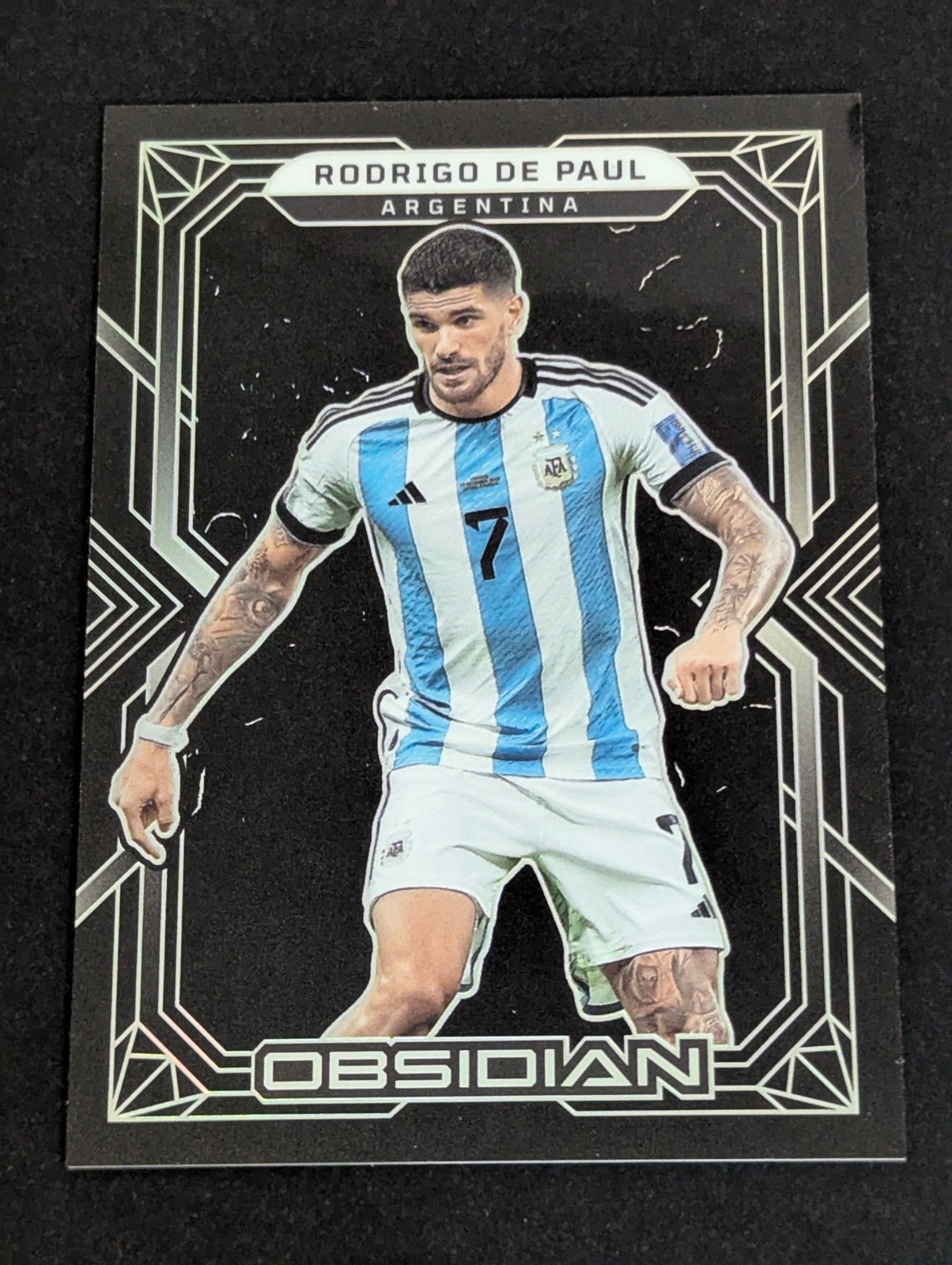 2022-23 Panini Obsidian /115 Rodrigo de Paul #149