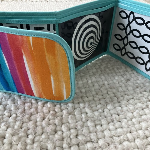 Lovevery Soft Book High Contrast Black + White Book 0-12s