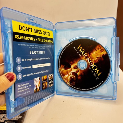 War Room (Blu-ray Disc, 2015, No Digital, With Slipcover) - Picture 3 of 3