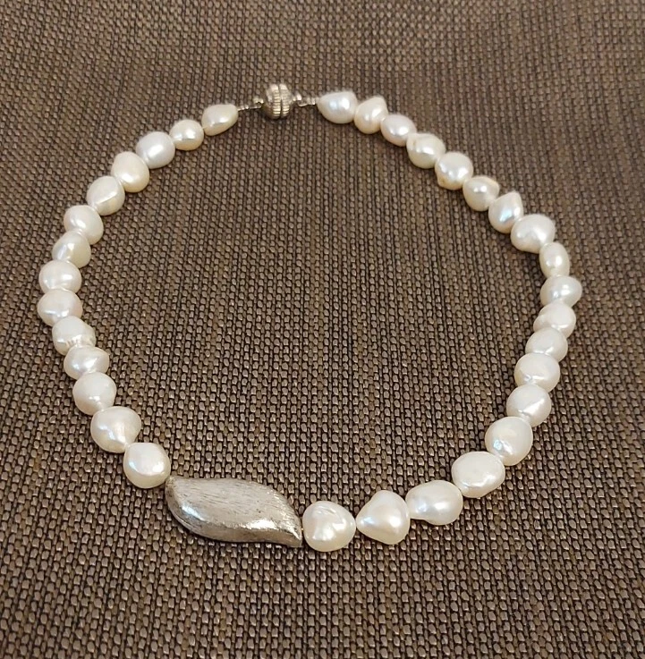 Handmade Perlenkette mit schrägen Silberstück Unikat L: 46 cm Natur Perlen Kette - Bild 3 von 4