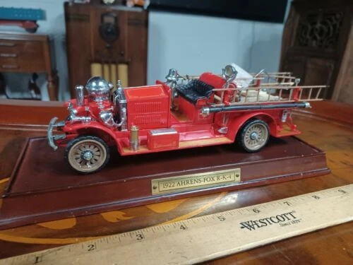 Литые модели и игрушечные транспортные средства Franklin Mint прессованная сталь