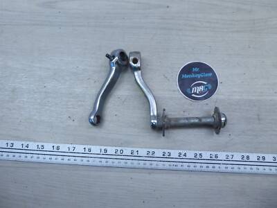 1979 Rizzato Califfo Deluxe 50cc Moped S549) left and right pedal arm mounts set