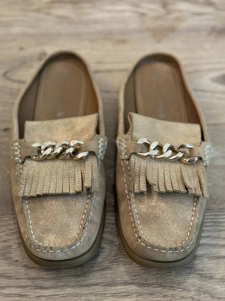 Mocasín Donald Pliner para mujer con flecos Mika cadena dorada de 8 M