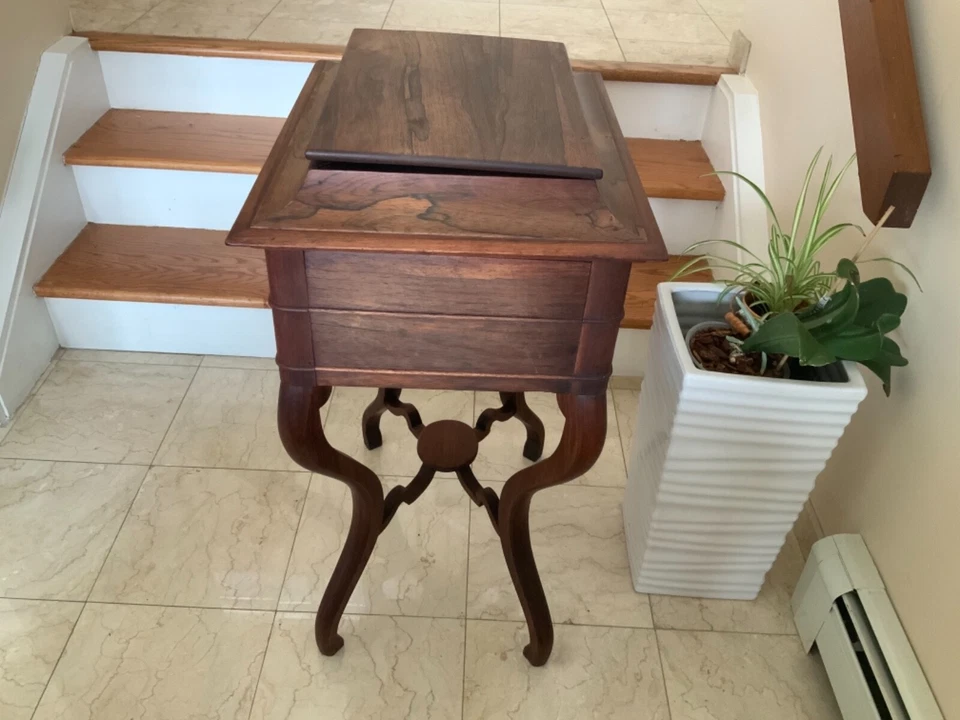 Elegante suporte de serra de jacarandá 1860 - Imagem 2 de 4